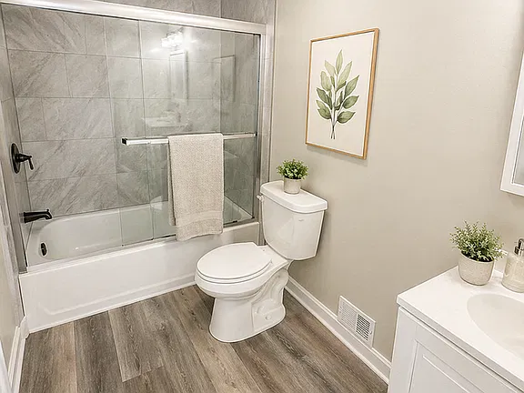 1411 W North Ave #NA - Photo 7 of 11