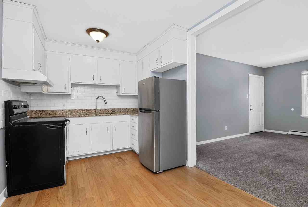 3416 Craig Ave - Photo 3 of 15