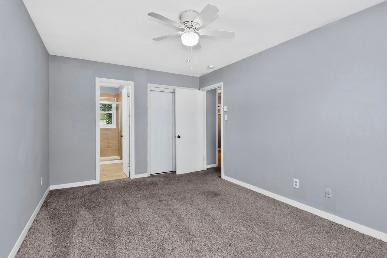 3416 Craig Ave - Photo 6 of 15