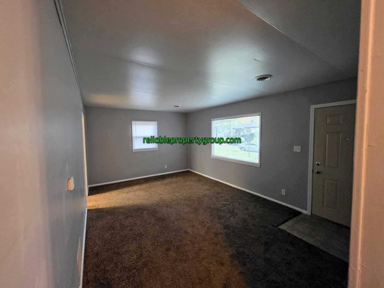 4501 Bowser Ave - Photo 3 of 13