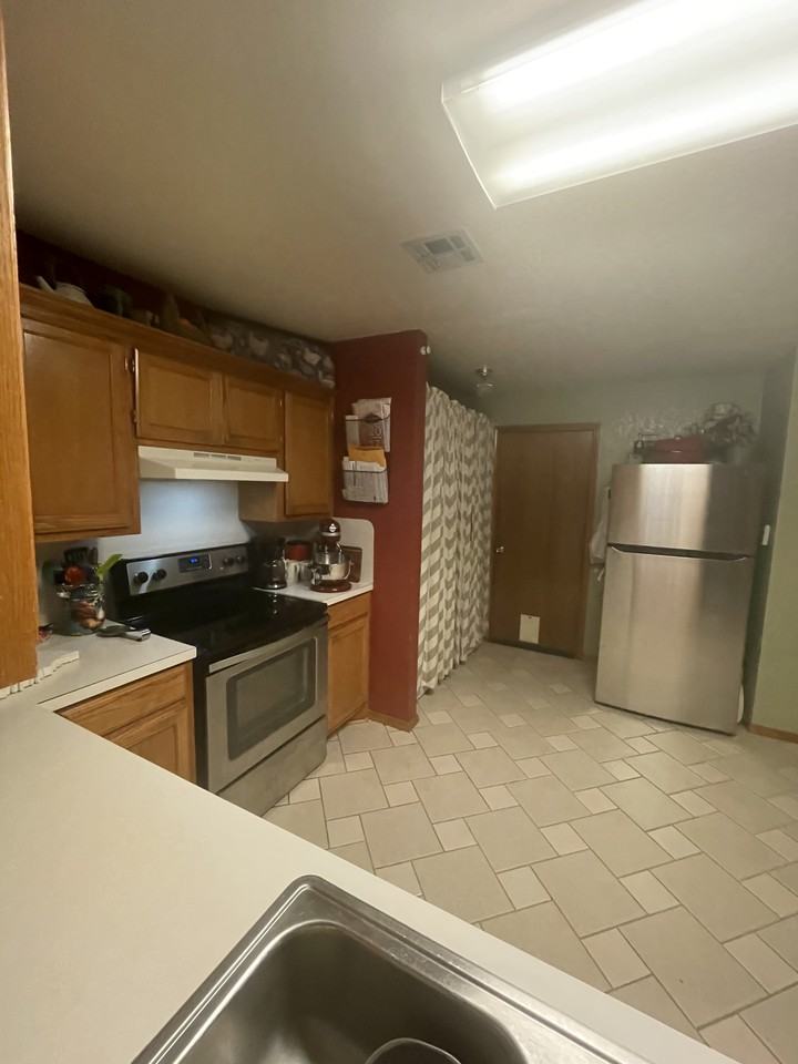 432 Addington #NA - Photo 3 of 8