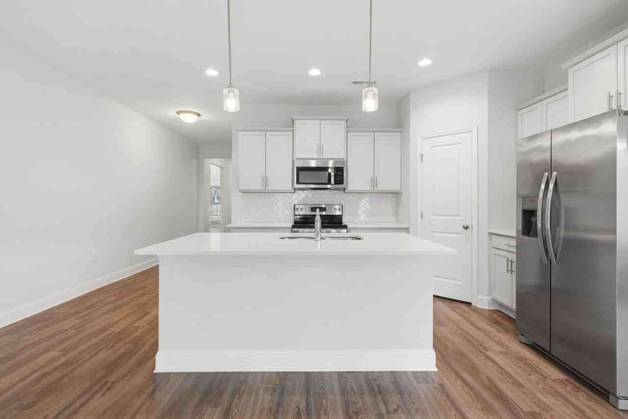 9220 Current Way Se - Photo 4 of 31