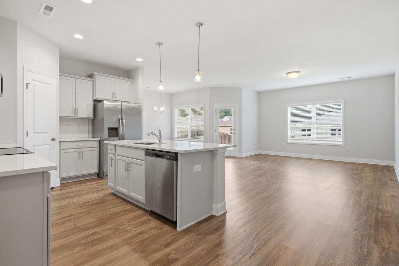 9220 Current Way Se - Photo 6 of 31