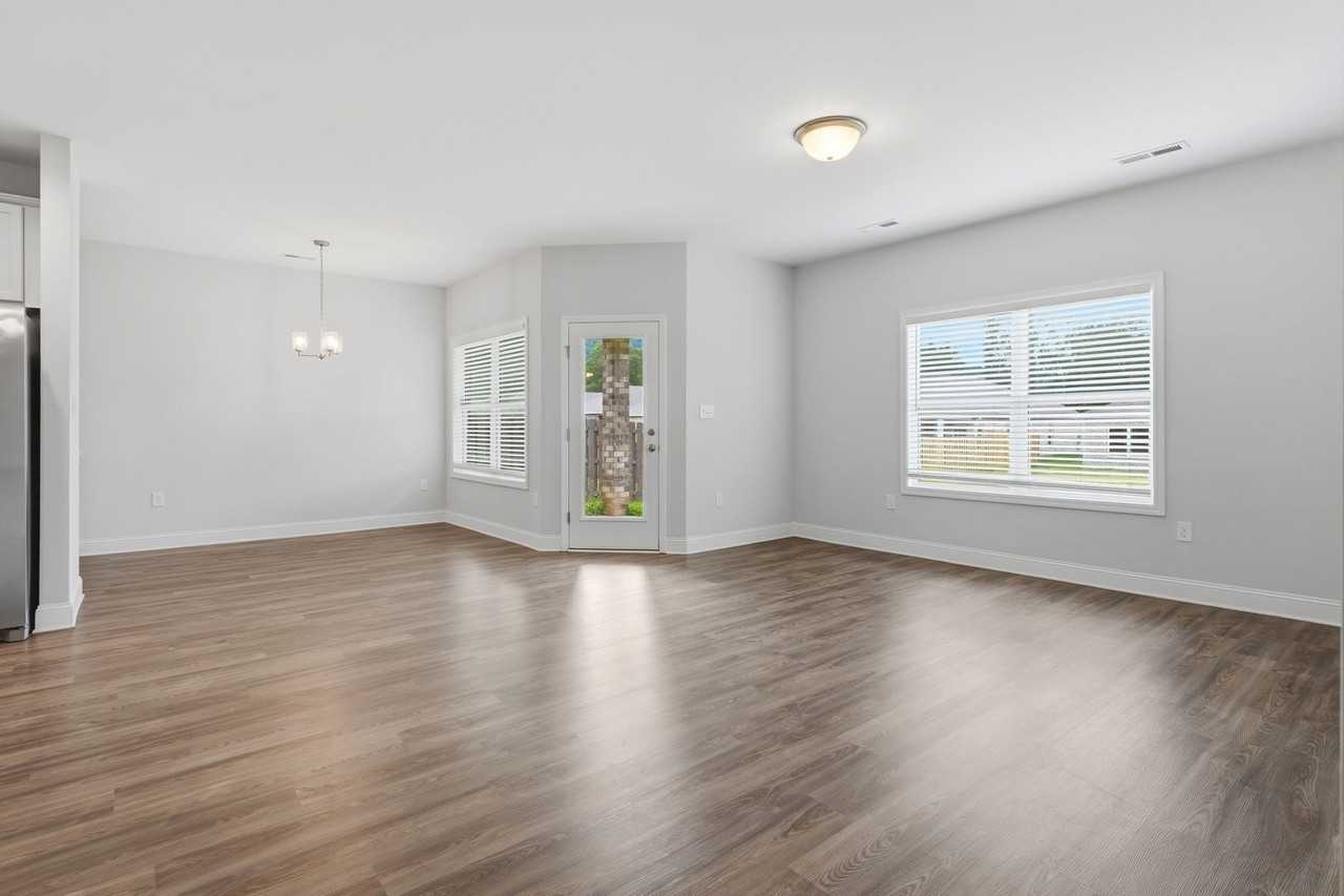 9220 Current Way Se - Photo 7 of 31