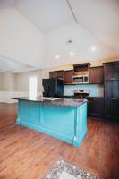 featured image of 1046 E Walnut St