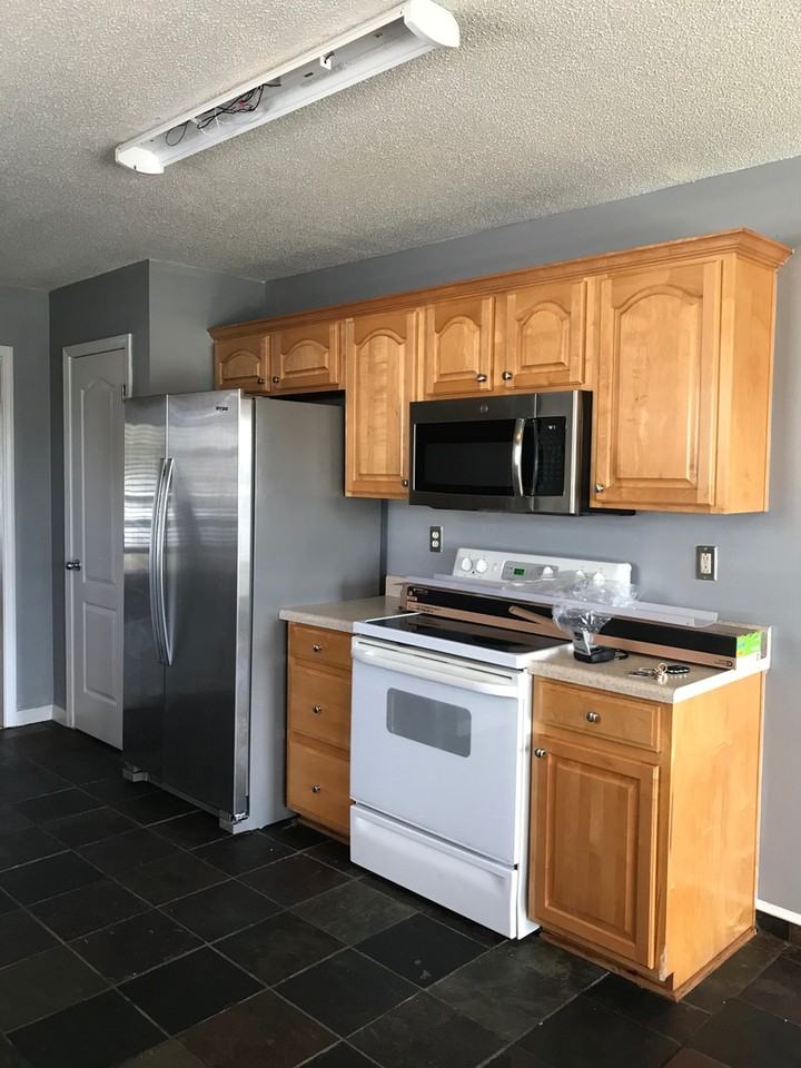 400 Haverhill Cir - Photo 6 of 18