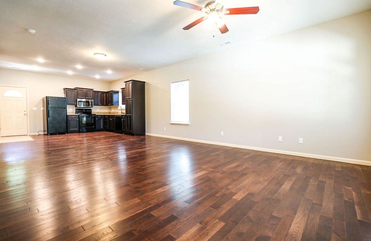 1318 S Florence Ave - Photo 4 of 18