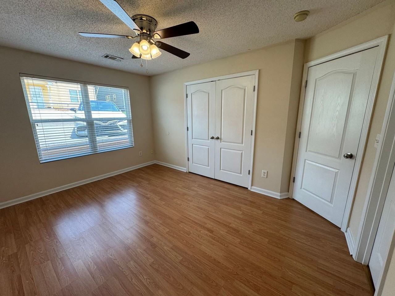 137 Fern Ridge Ct - Photo 5 of 16