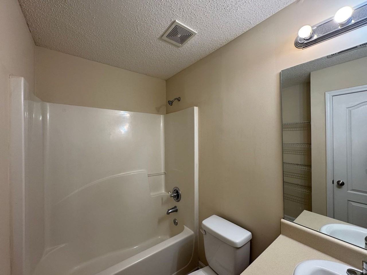 137 Fern Ridge Ct - Photo 6 of 16