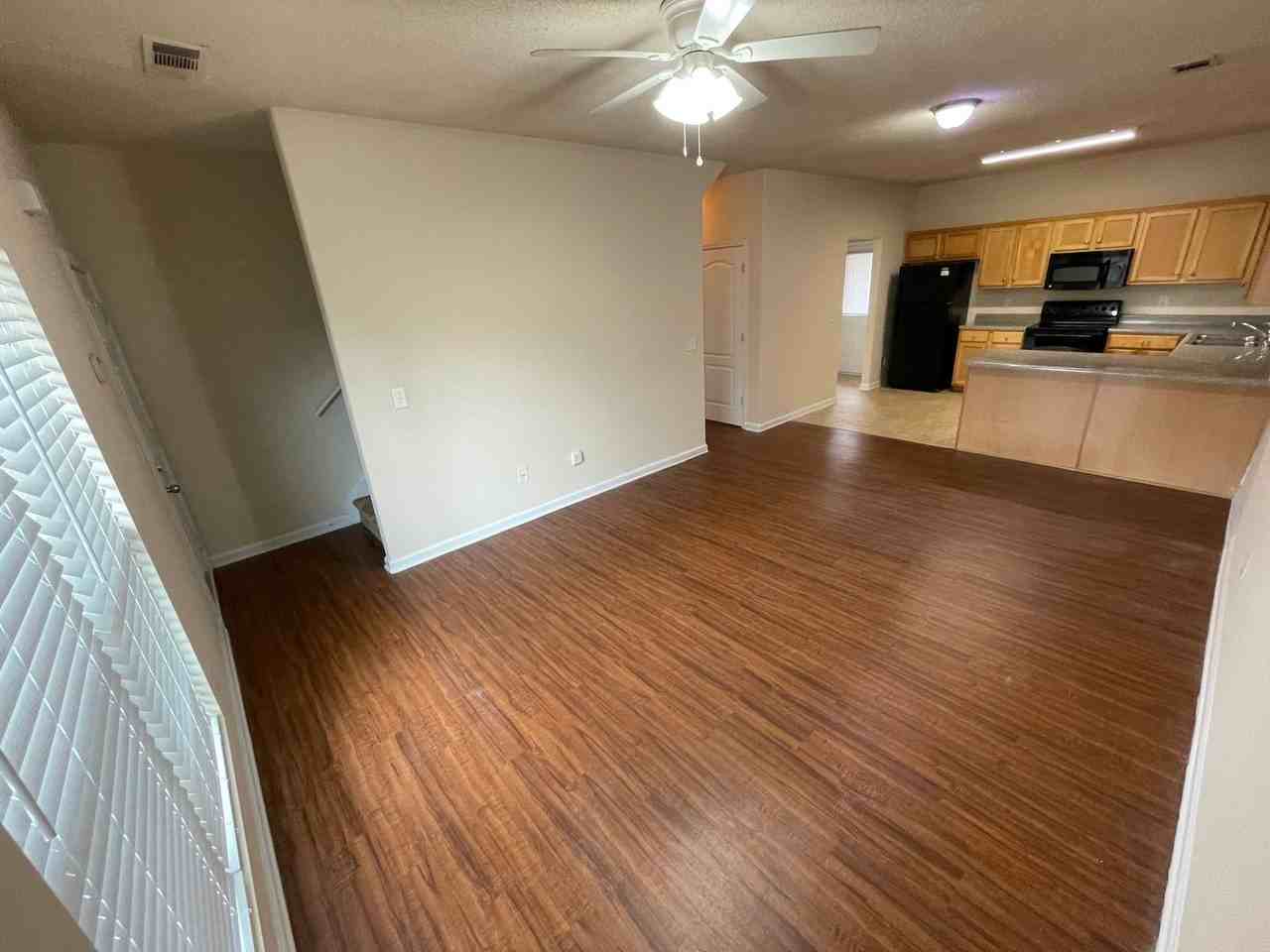 267 Fern Ridge Ct - Photo 2 of 18