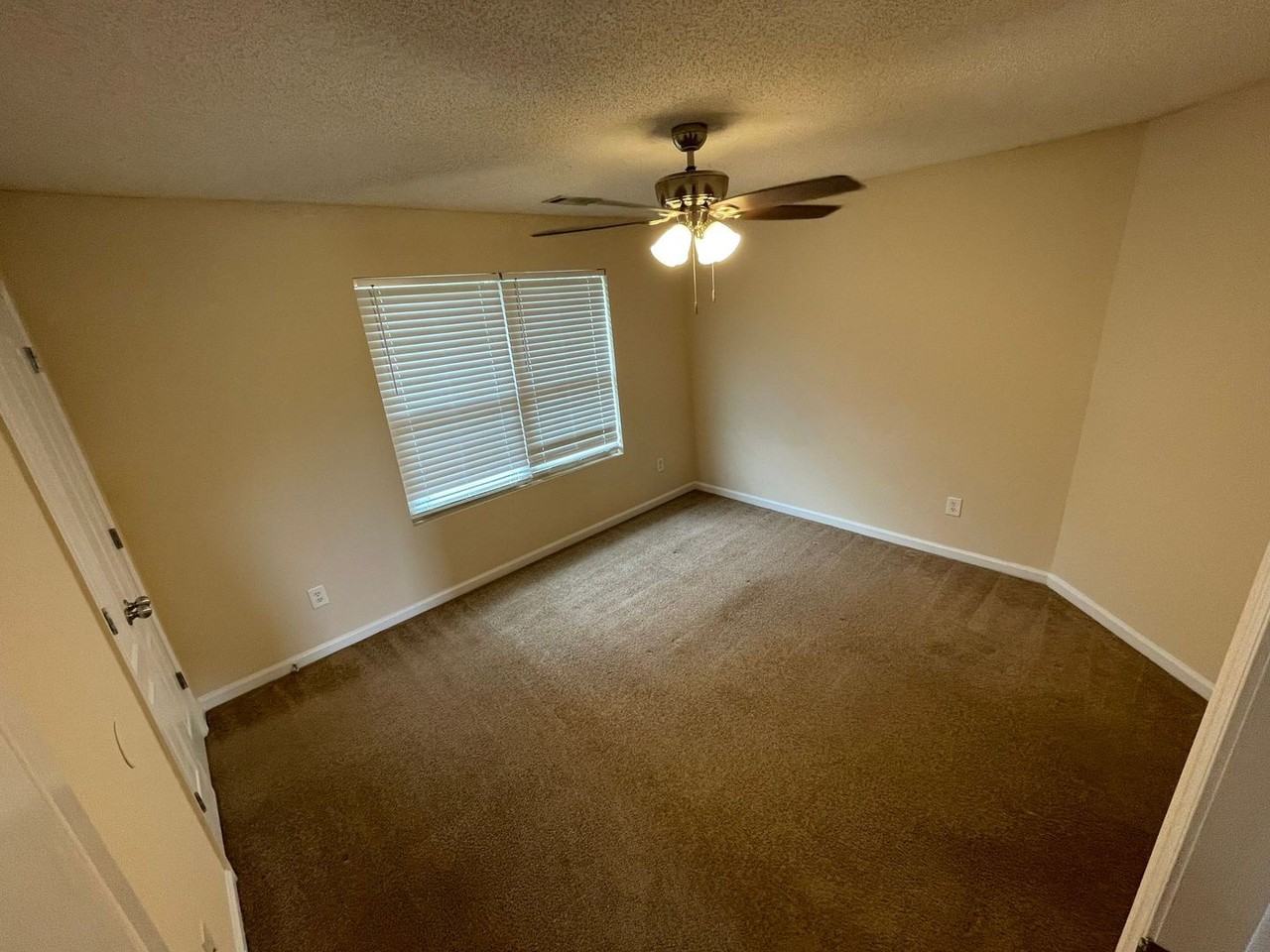 267 Fern Ridge Ct - Photo 7 of 18