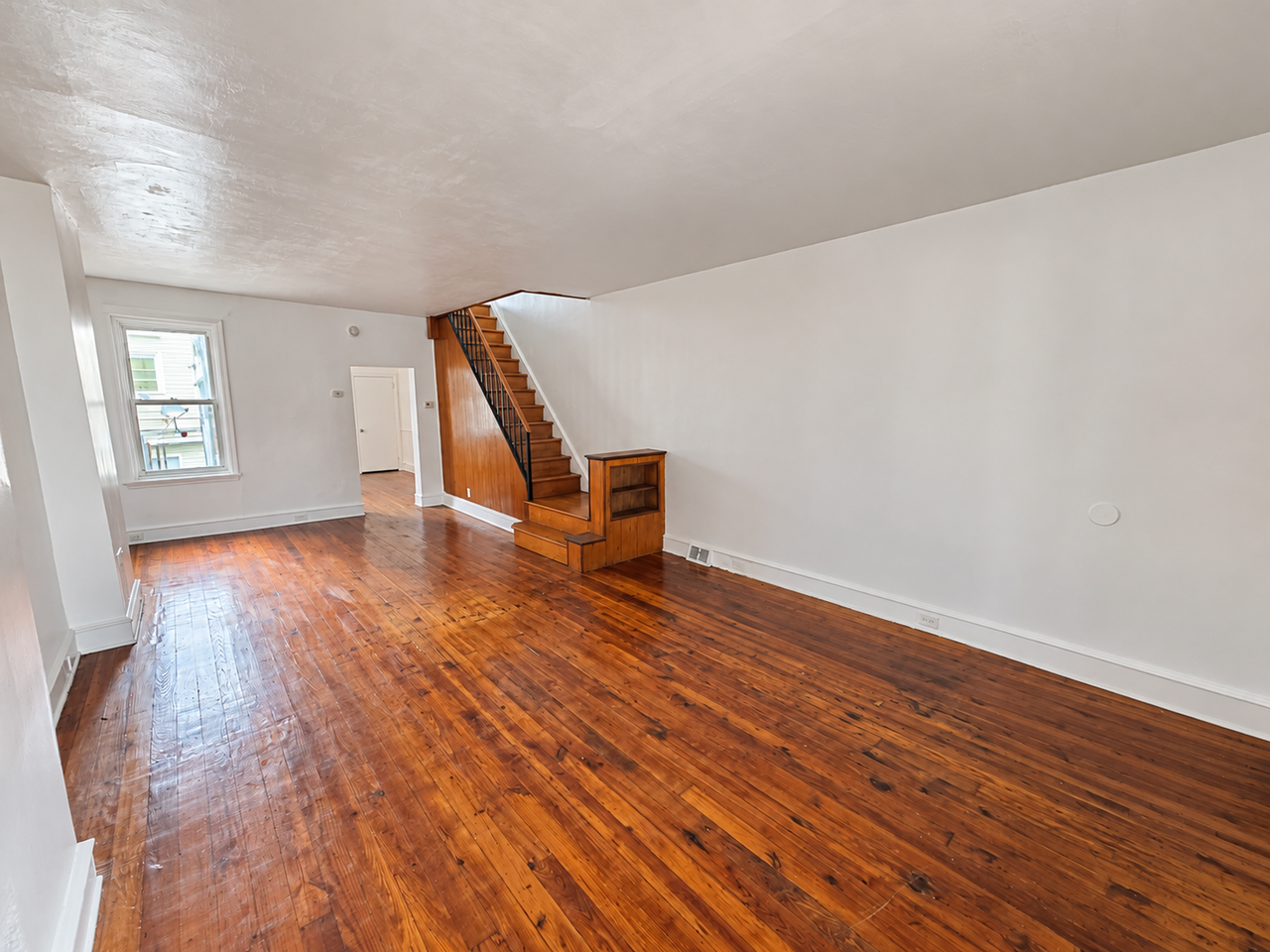 13 6th Ave - Photo 3 of 24