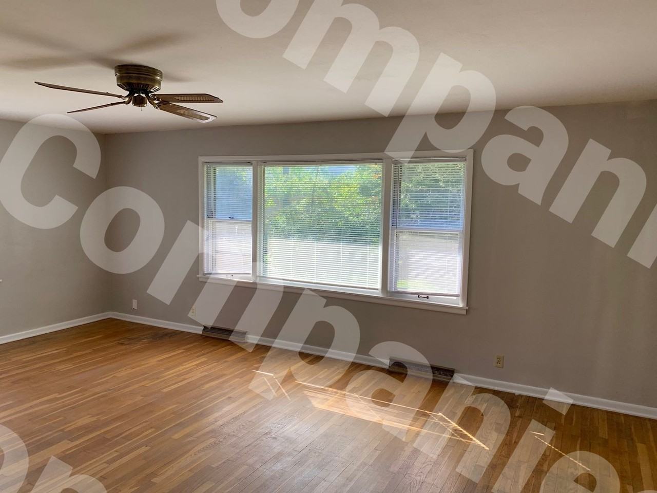 1003 E Mumford Dr - Photo 4 of 24