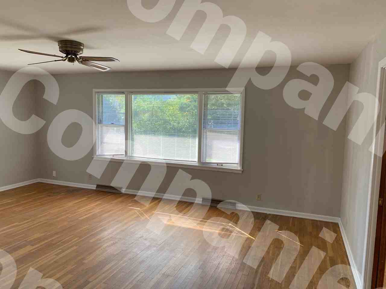 1003 E Mumford Dr - Photo 5 of 24
