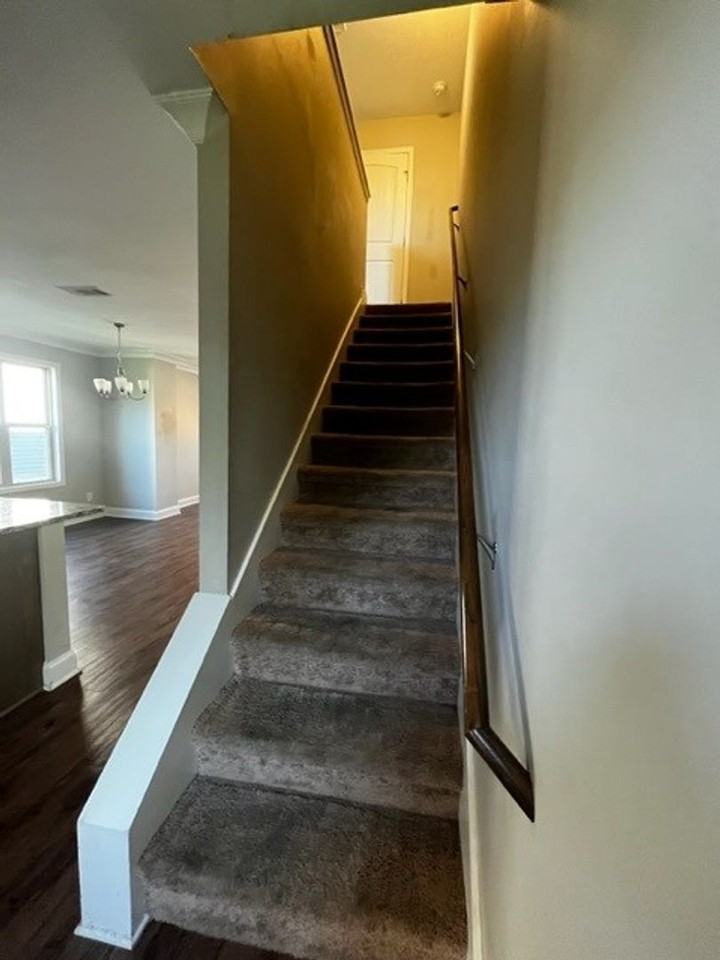 298 Cainsville Rd - Photo 4 of 9
