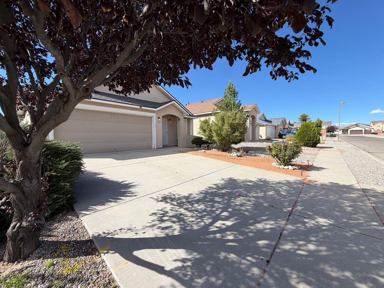 1548 Reynosa Loop Se - Photo 3 of 32