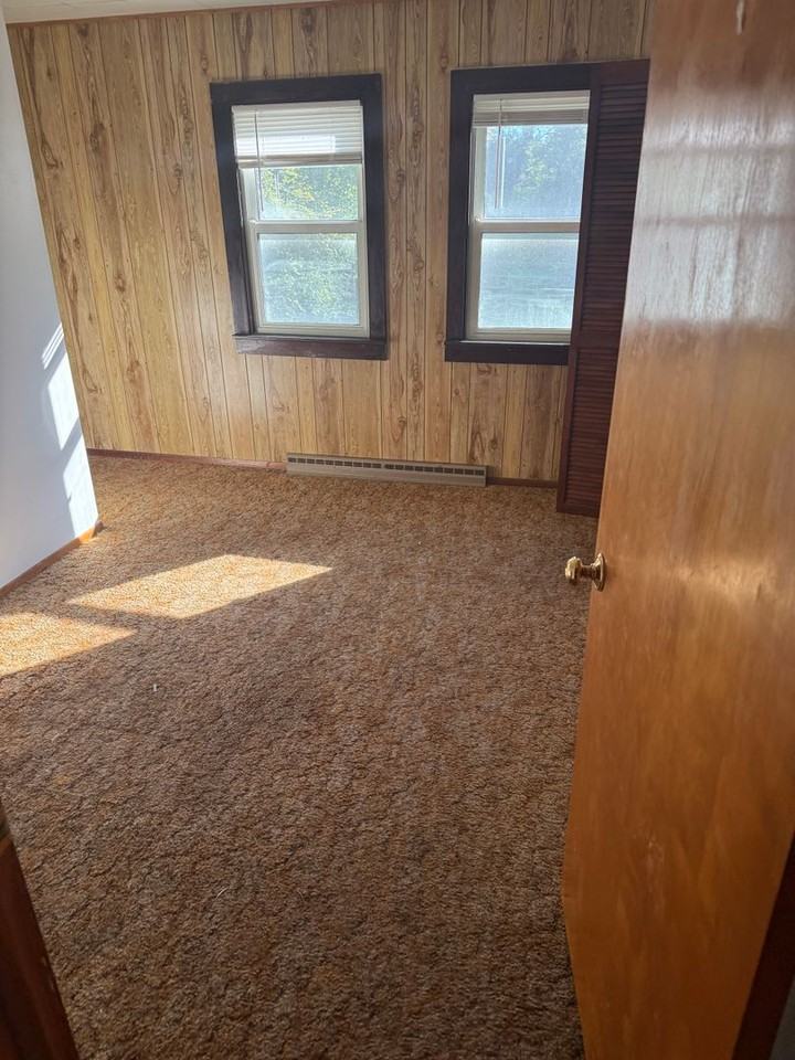 428 Commonwealth Dr - Photo 4 of 8