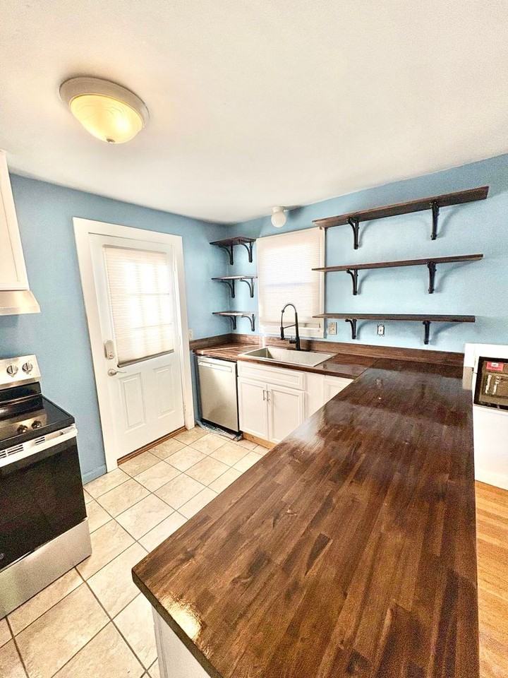 192 Shady Valley Rd - Photo 4 of 17