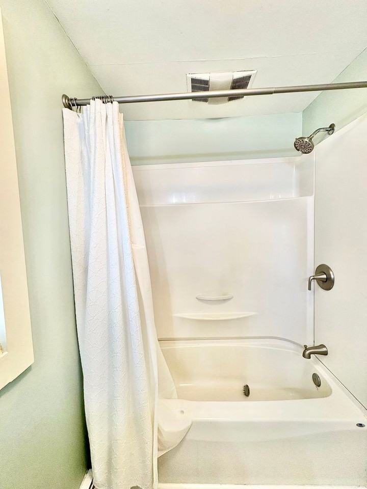 192 Shady Valley Rd - Photo 6 of 17