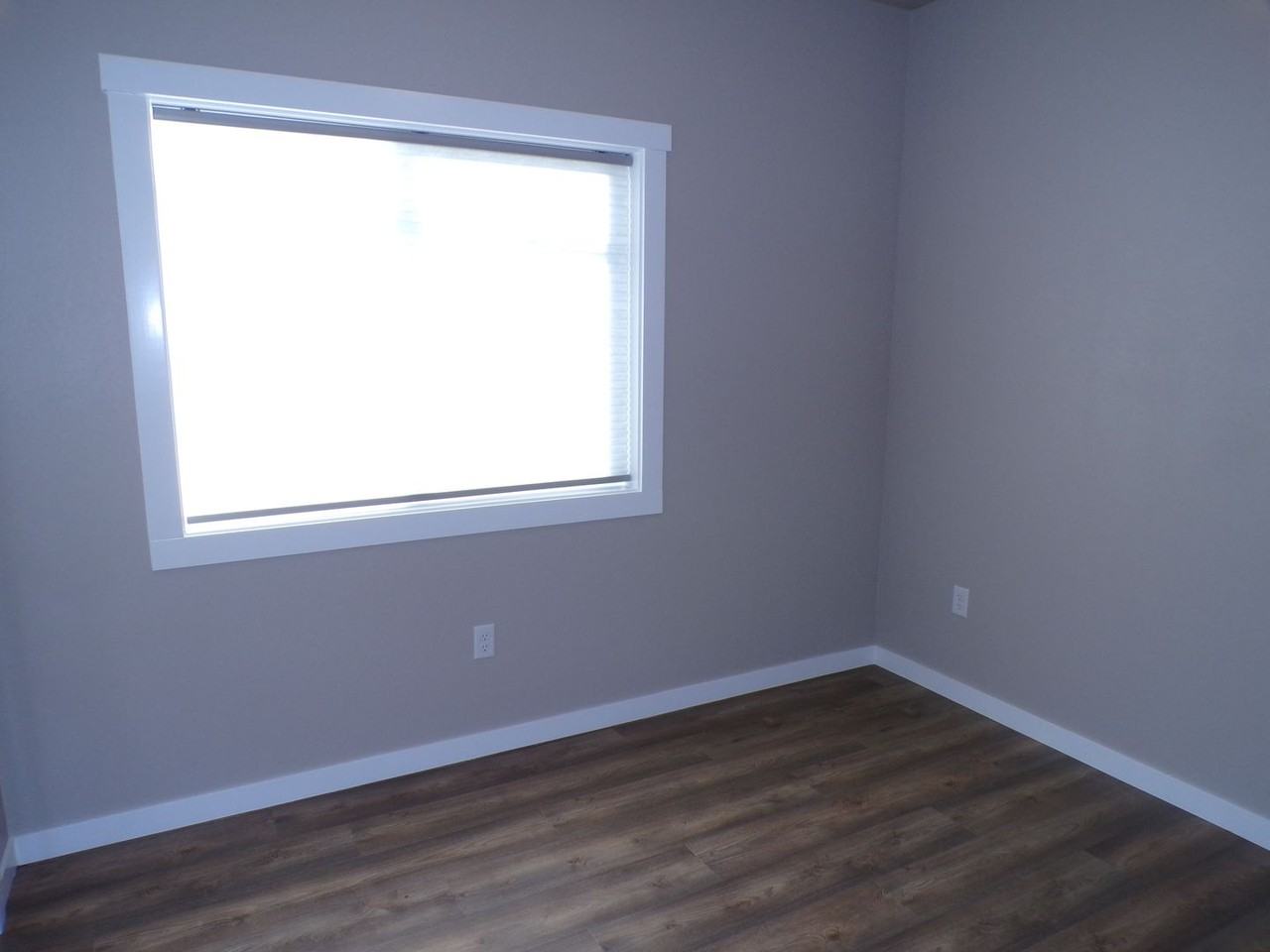 126 Lorraine Ave - Photo 6 of 16