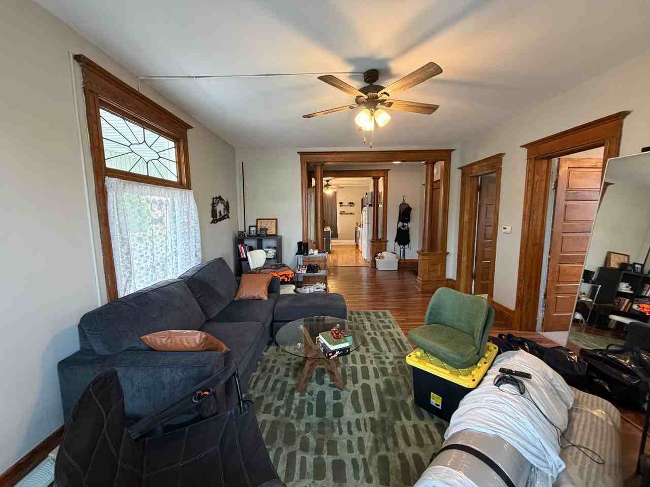 401 Douglas St - Photo 4 of 9