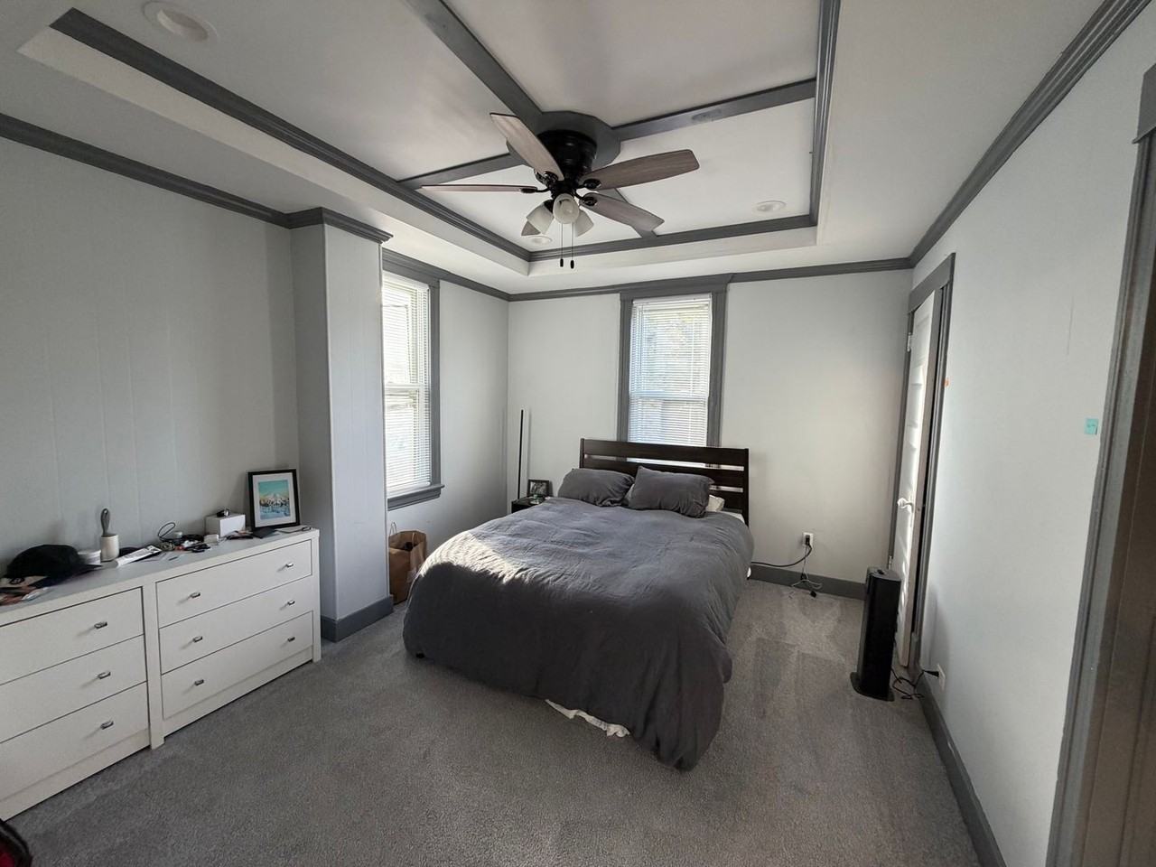 401 Douglas St - Photo 7 of 9
