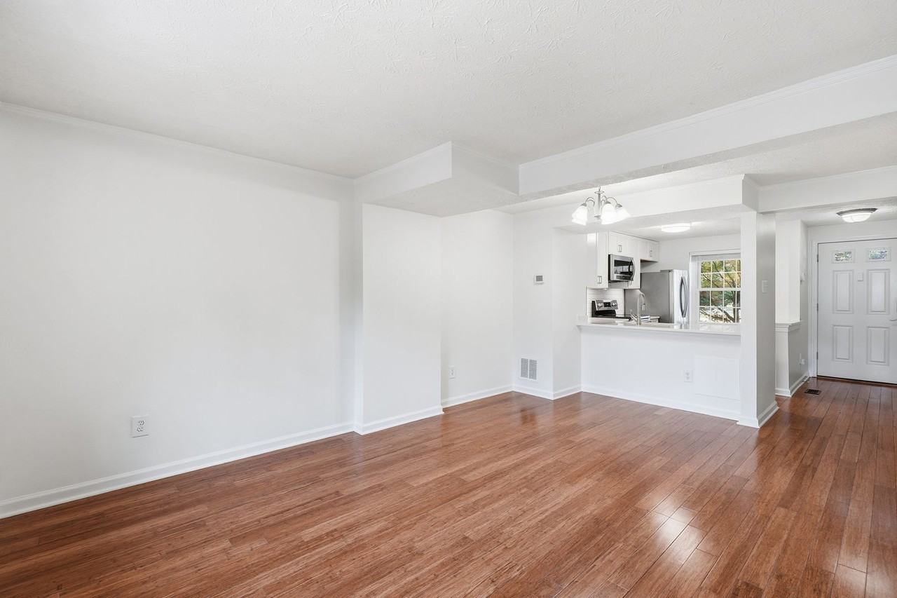 12147 Purple Sage Ct - Photo 4 of 26