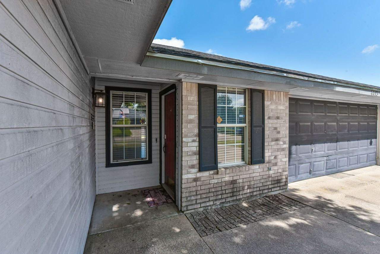 Blueduck Dr - Photo 4 of 33