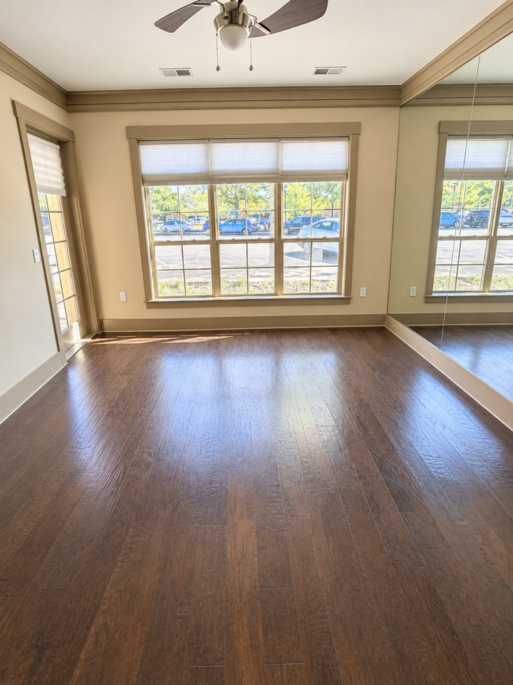 42 Schenck Pkwy - Photo 6 of 23