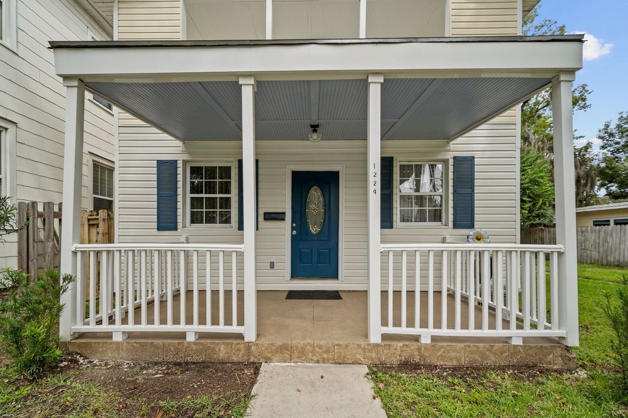 1224 E Henry St - Photo 5 of 47