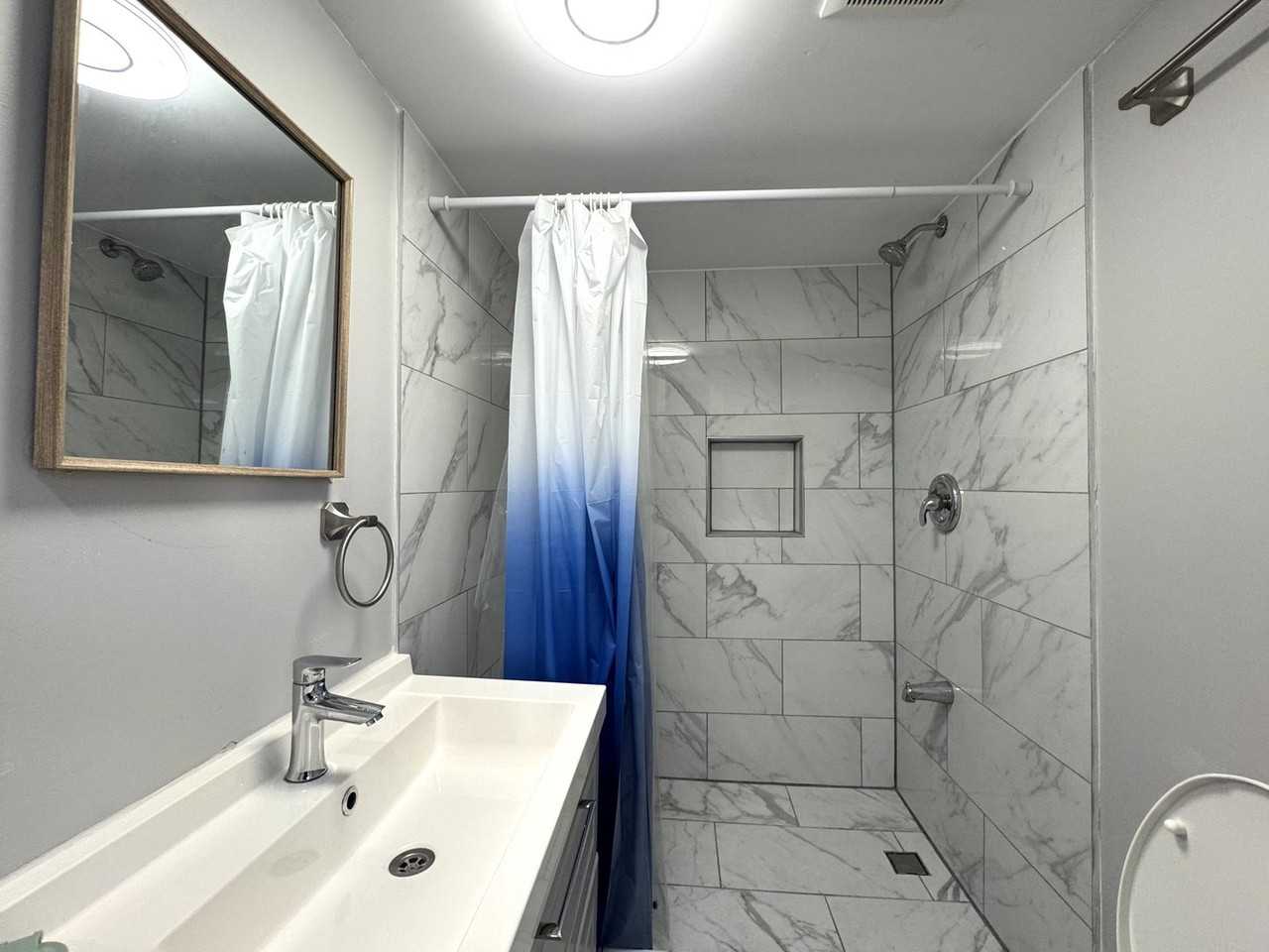1647 Bathurst St - Photo 3 of 12