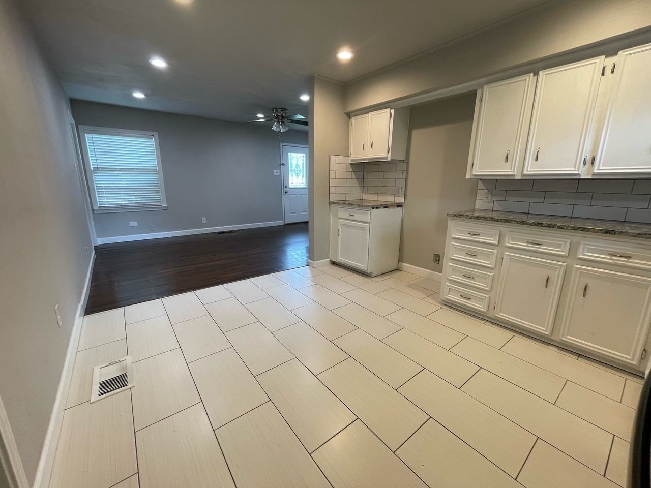 1712 Mockingbird Ln #1 - Photo 6 of 19