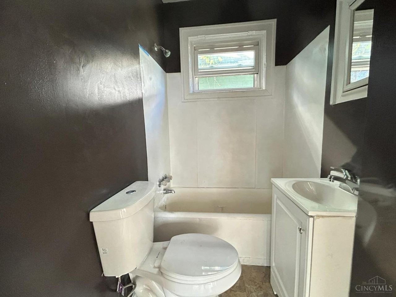 4417 Colerain Ave #1 - Photo 4 of 13