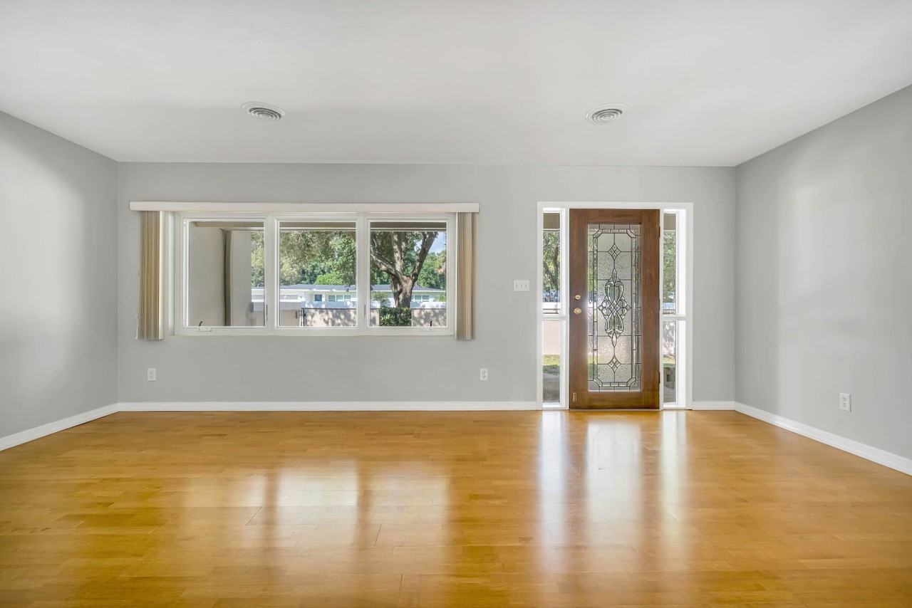 160 Dommerich Dr #1 - Photo 5 of 28