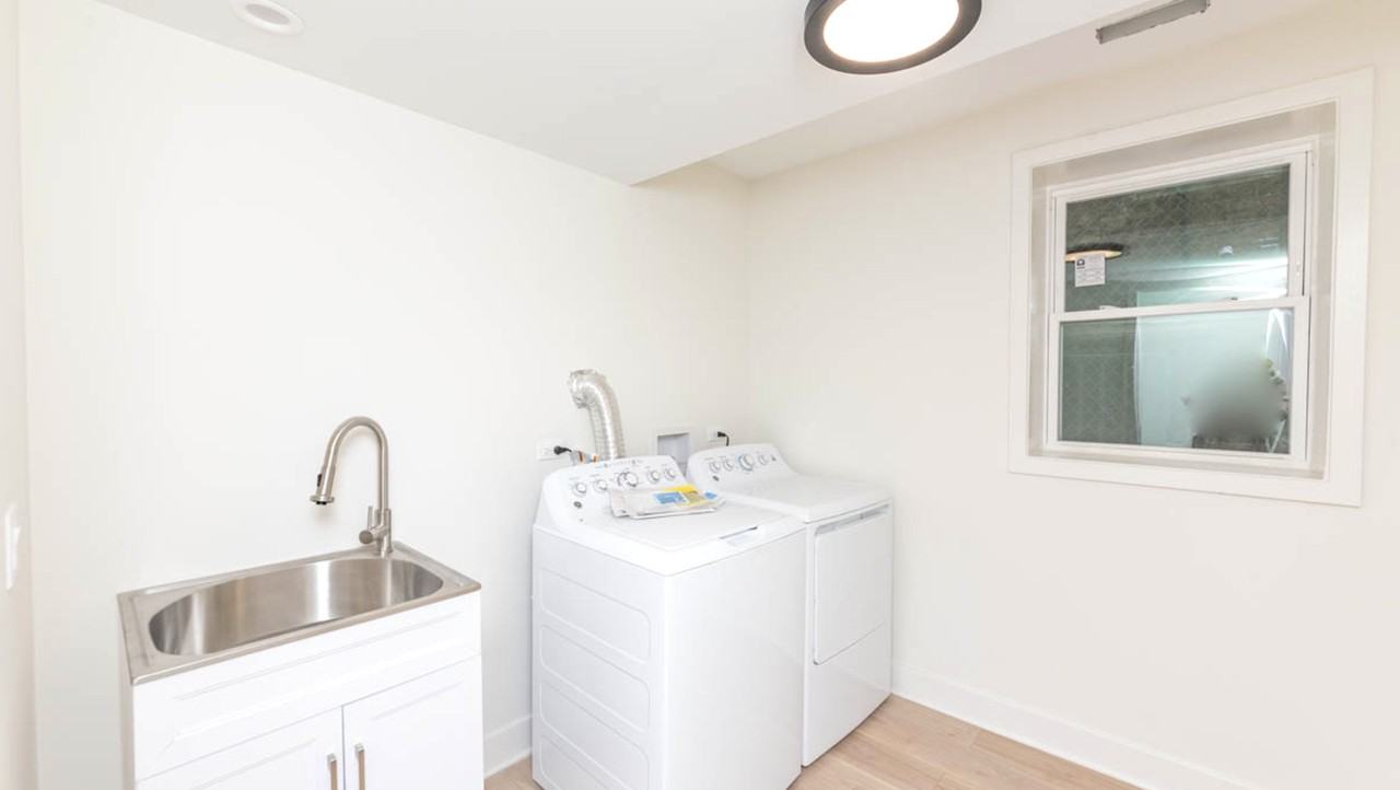 2825 N Rockwell St #G - Photo 7 of 16