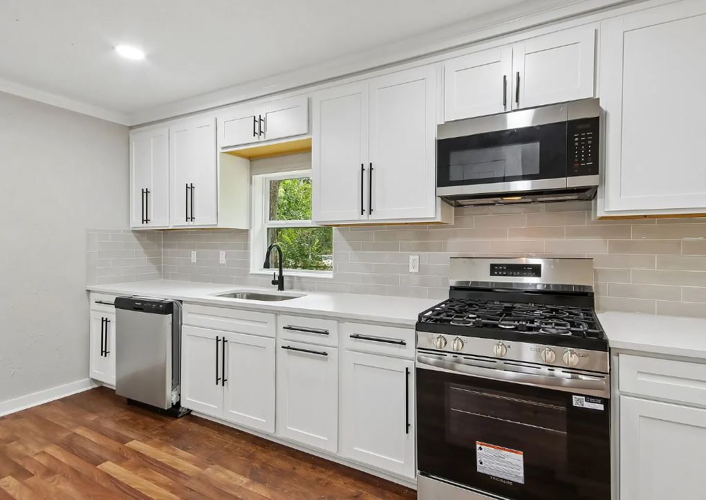 25319 Penguin St #1 - Photo 2 of 17