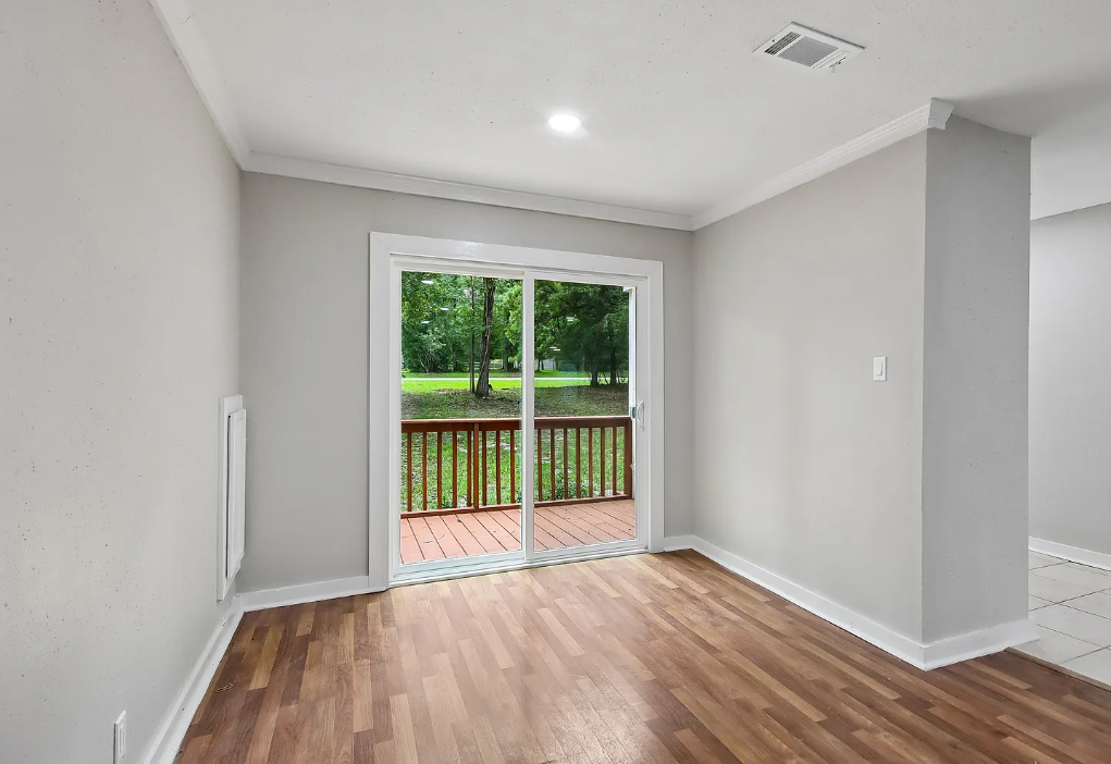 25319 Penguin St #1 - Photo 7 of 17