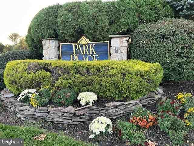 8408 Normandy Dr - Photo 3 of 21