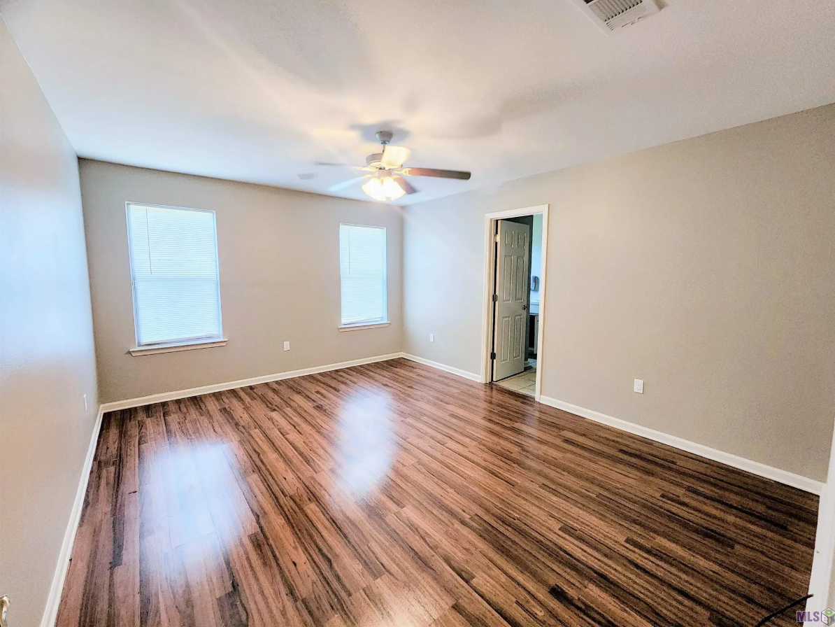 1317 Glenbrook Dr #1 - Photo 5 of 14