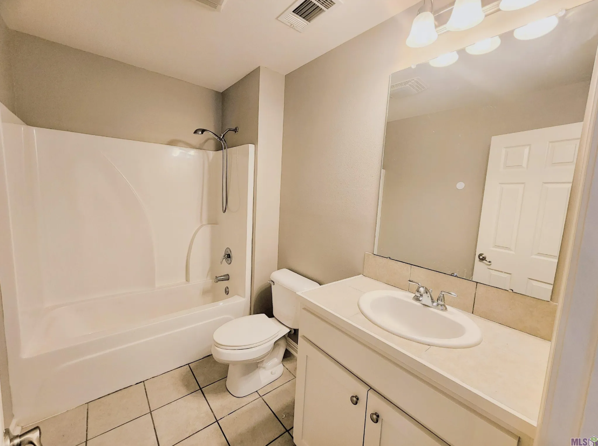 1317 Glenbrook Dr #1 - Photo 7 of 14