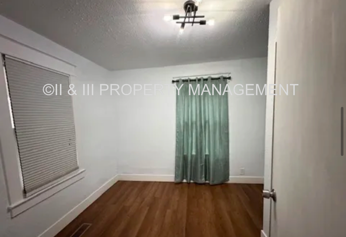 1252 Orville Ave #1 - Photo 7 of 18