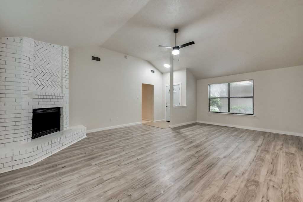 3006 Seaboard Dr #1 - Photo 2 of 17