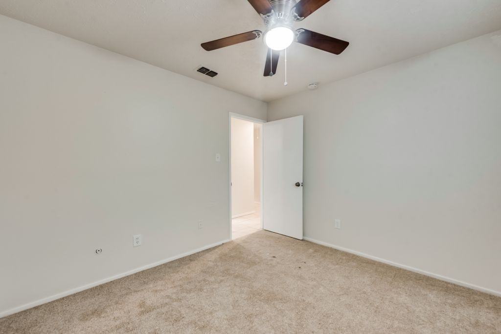 3006 Seaboard Dr #1 - Photo 7 of 17
