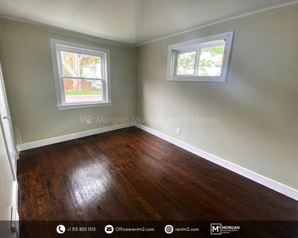 299 W 5th St Lowr - Photo 6 of 10
