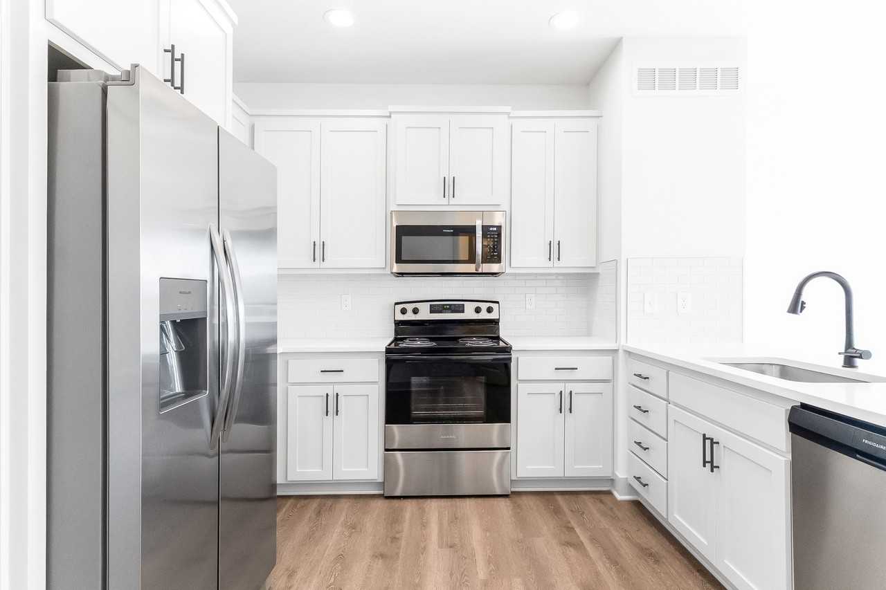 8521 Hammond St #4C - Photo 3 of 50