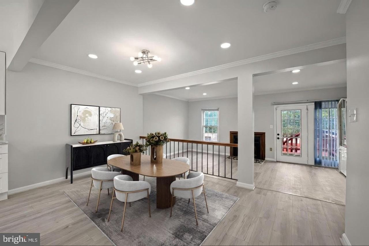 5943 Surratts Village Dr - Photo 3 of 44