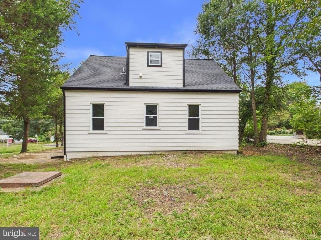 2610 Beacon Hill Rd - Photo 2 of 28