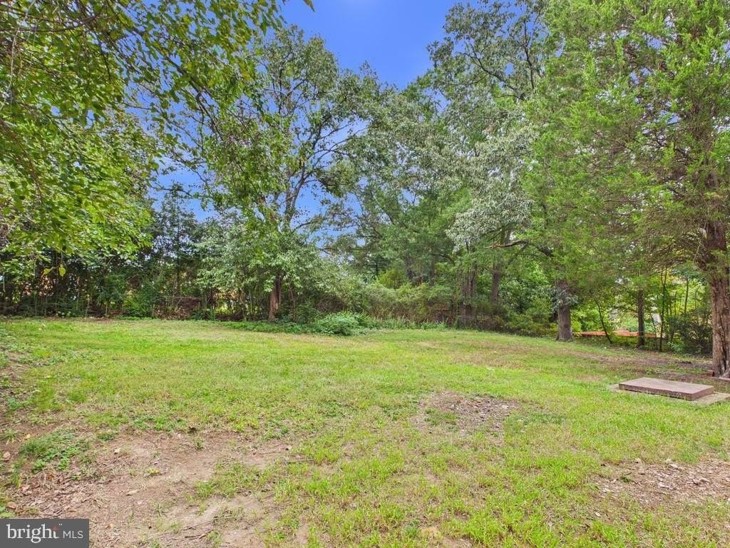 2610 Beacon Hill Rd - Photo 6 of 28