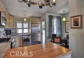 31648 Florence Ave - Photo 2 of 6
