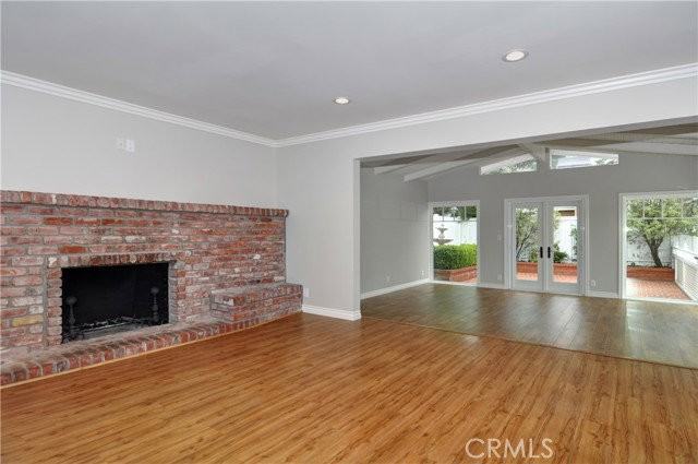 1621 Mariners Dr - Photo 3 of 8